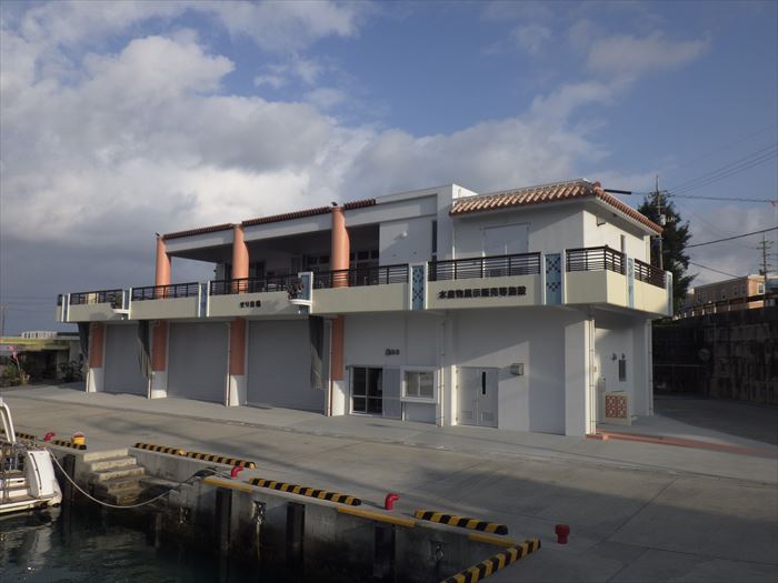 平成28年度読谷村都屋漁港水産物展示販売等　施設建築工事（建築工事）