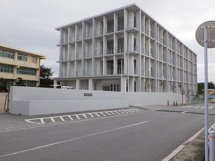 具志川職業能力開発校　本館建替工事