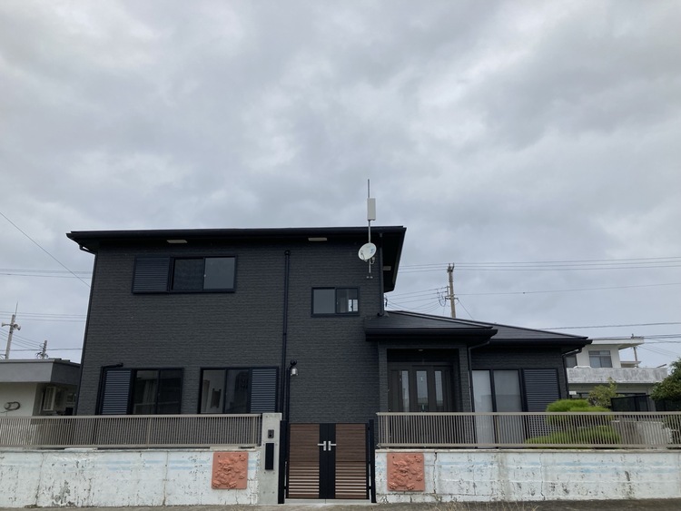 【レキオホームの家づくり】実家を建て替え、家族・親族が集う二世帯住宅へ