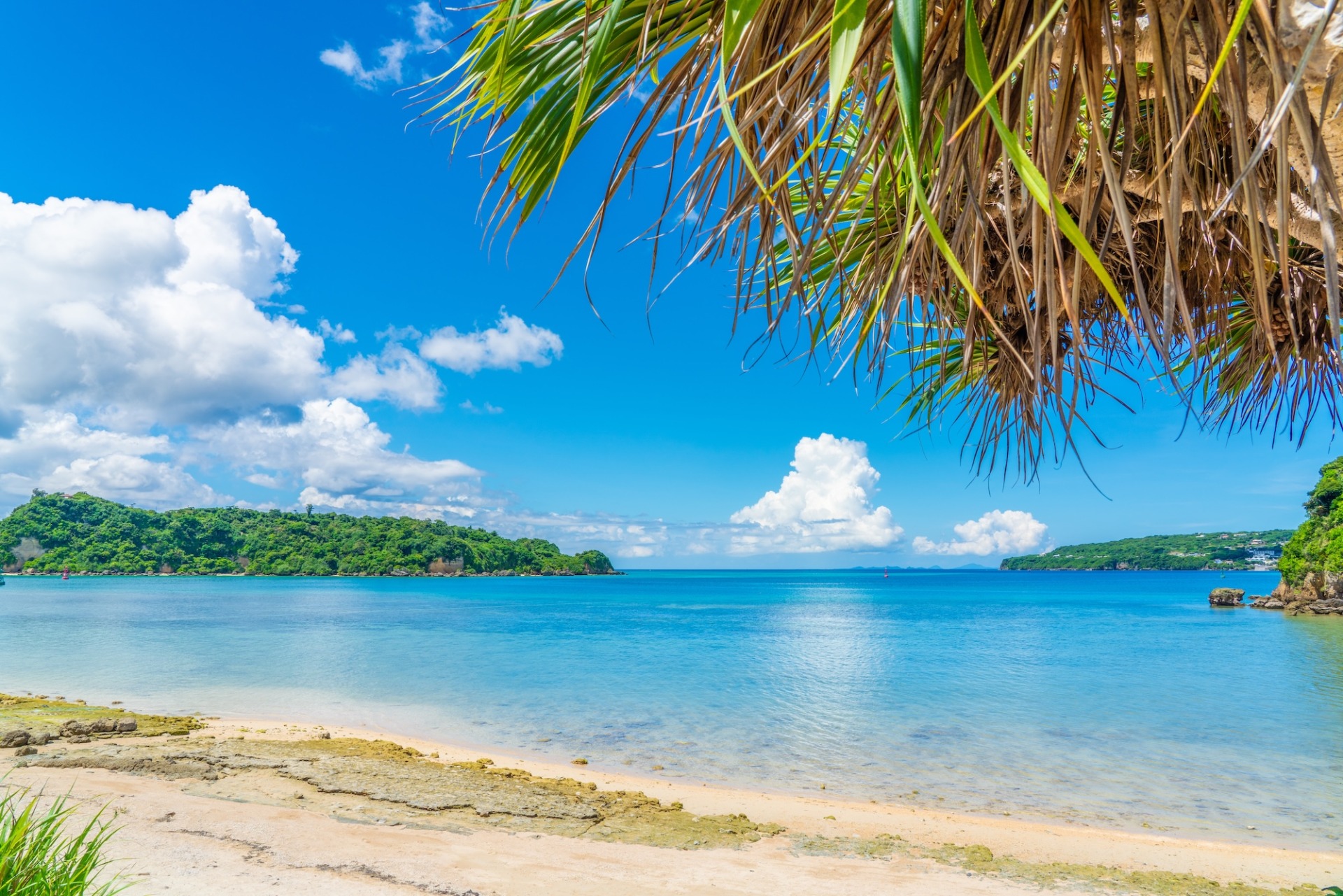 沖縄で海辺に家を建てたい！塩害への注意点は？